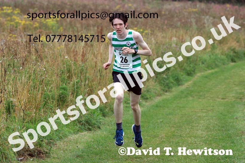 Senior Men and Veterans Relay, 2024 Sunderland XC Relays.  Photo: David T. Hewitson/Sports for All Pics